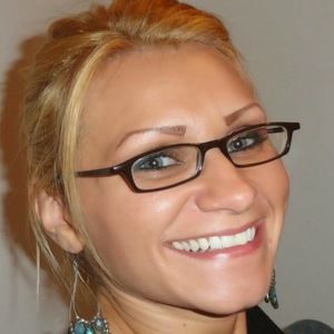 Meet your Posher, Denice